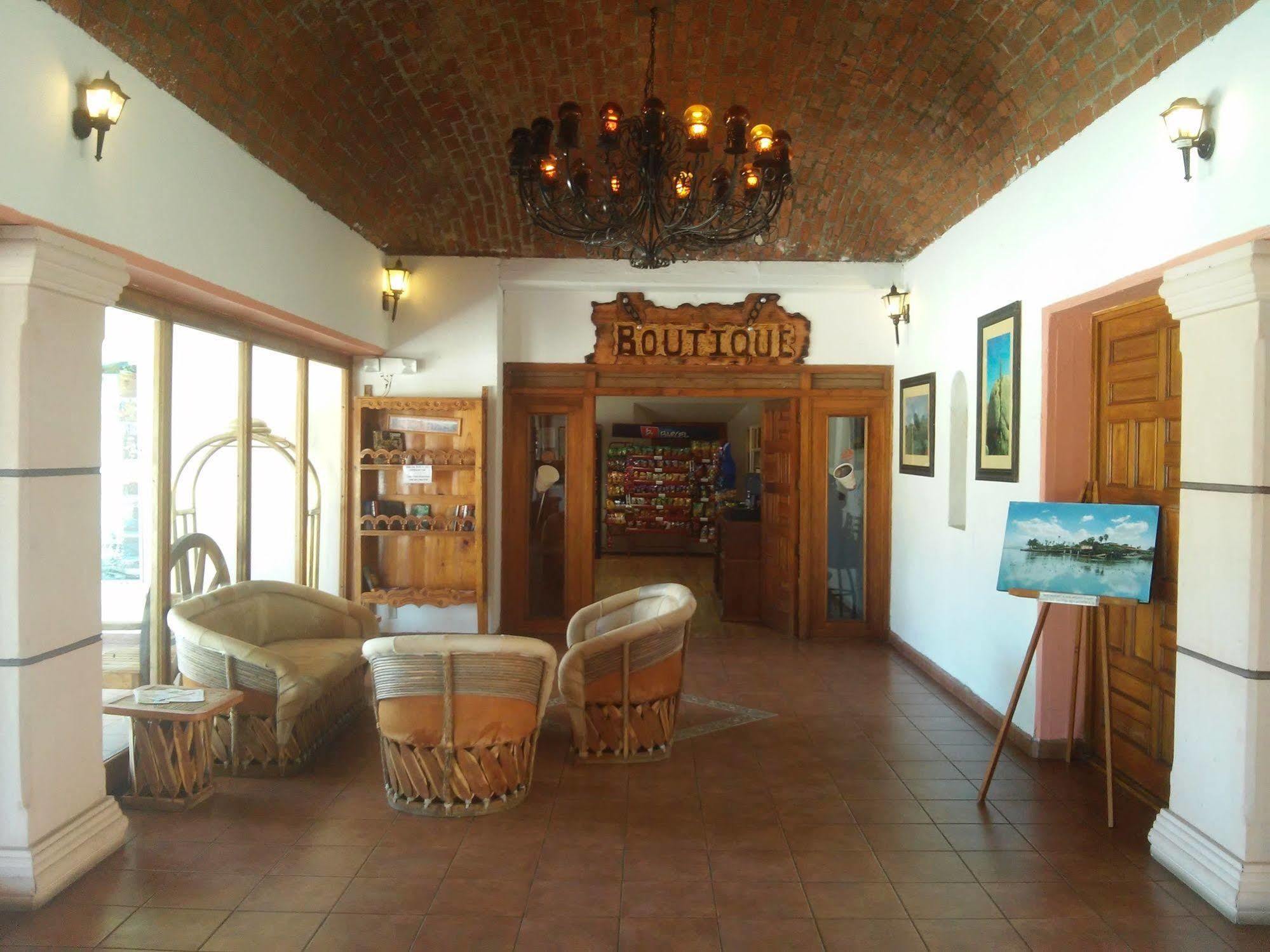 Hotel Mision Catavina Екстер'єр фото